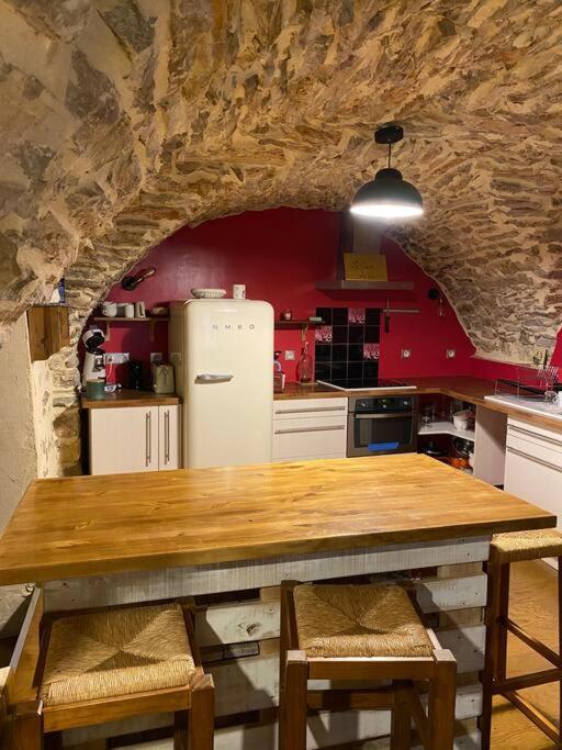 Charmante Cave Voutee 4 Personnes Saint-Jean-de-Fos المظهر الخارجي الصورة